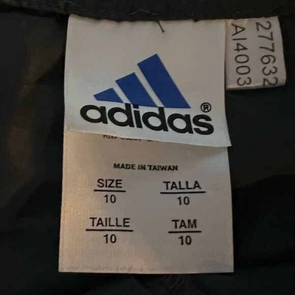 Adidas shorts - Picture 4 of 4